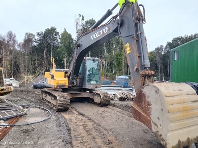 Excavadora Volvo EC210DL