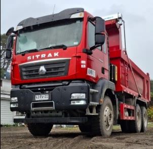 Camión Tolva Sitrak G7